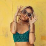 woman-ga6deb42ed_1280 — kopia